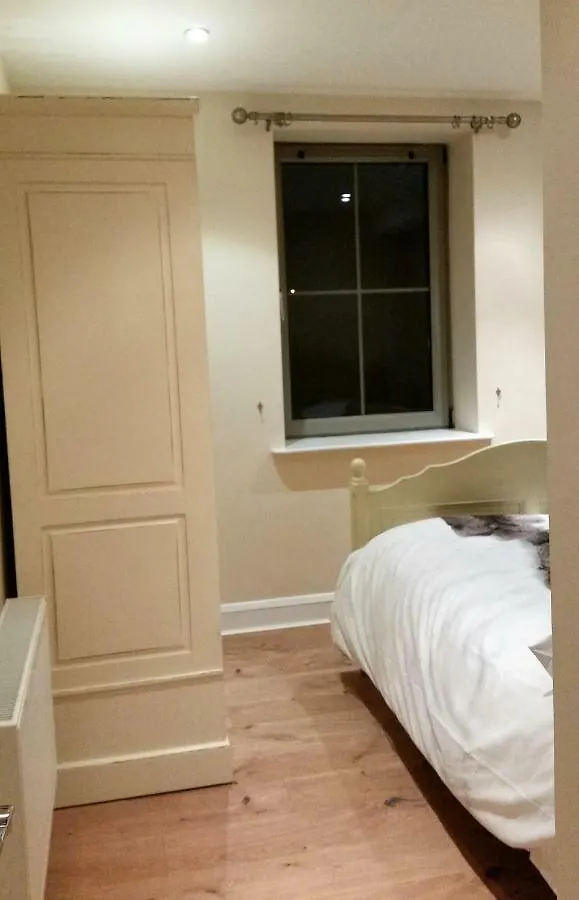 Apartment 2 Oakleigh House Cork